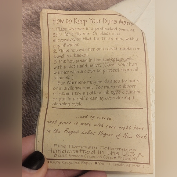 2002 Seneca Ceramics Corp. Heart Land Studios, Made in the USA Bread Warmer - Picture 6 of 11